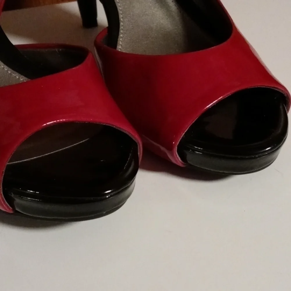Bandolino slingback sandal
